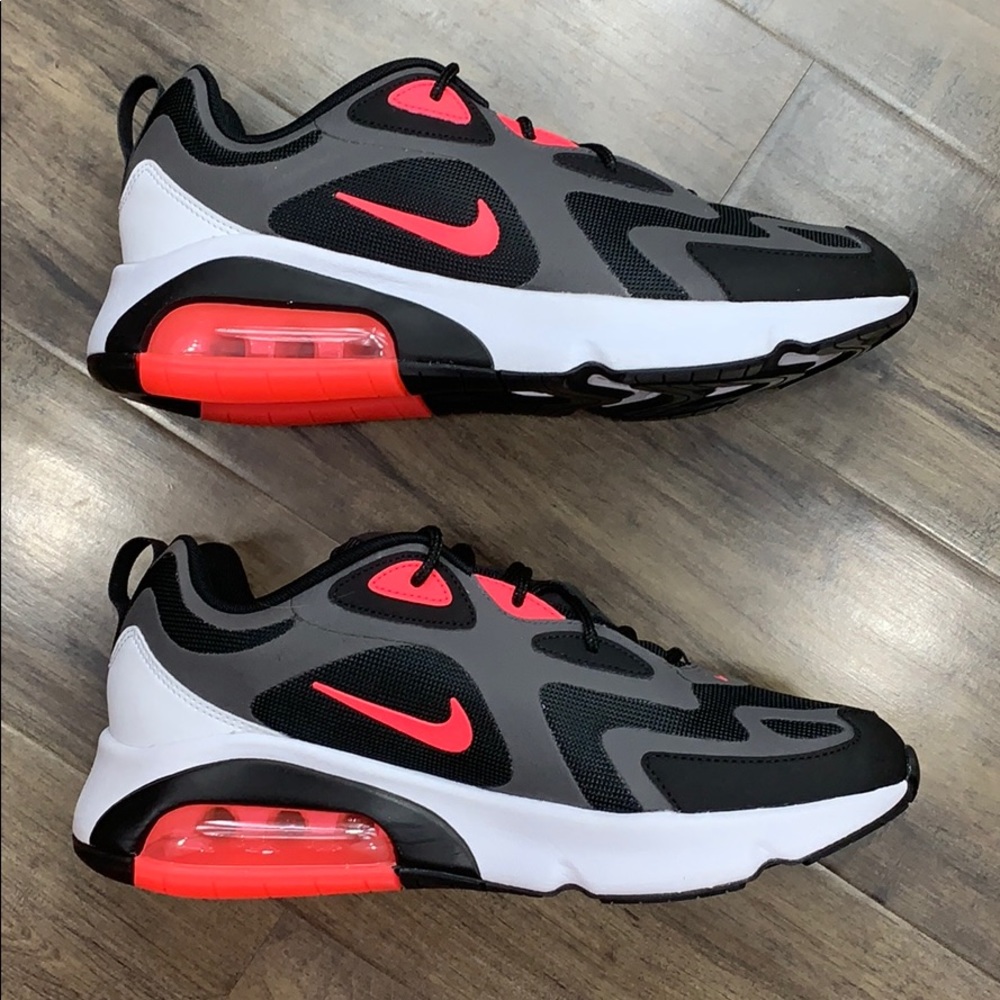 NIKE AIR MAX 200 Thunder Grey/Hot Punch-Black
NWT - Picture 1 of 16